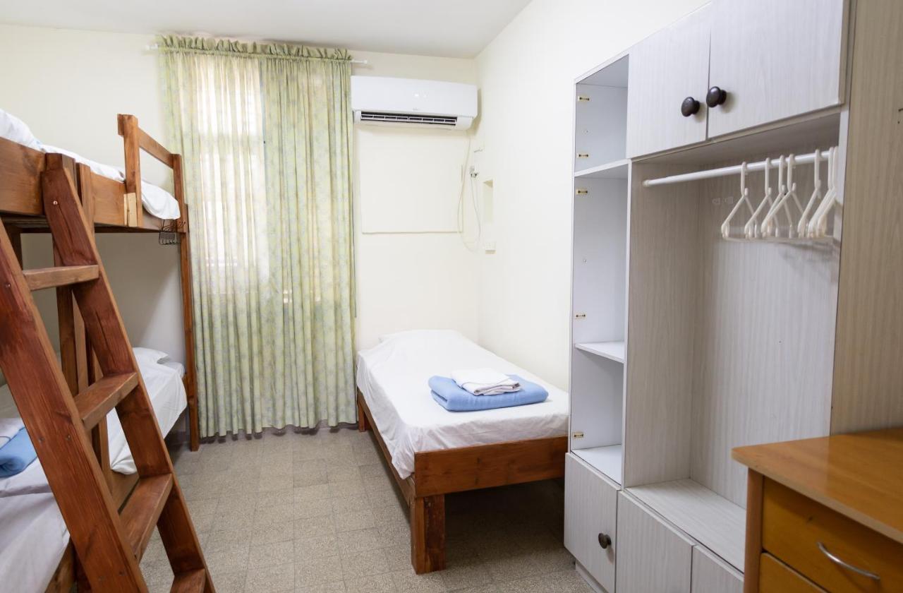 مبيت وإفطار بيت دجن Aliyah Return Center المظهر الخارجي الصورة